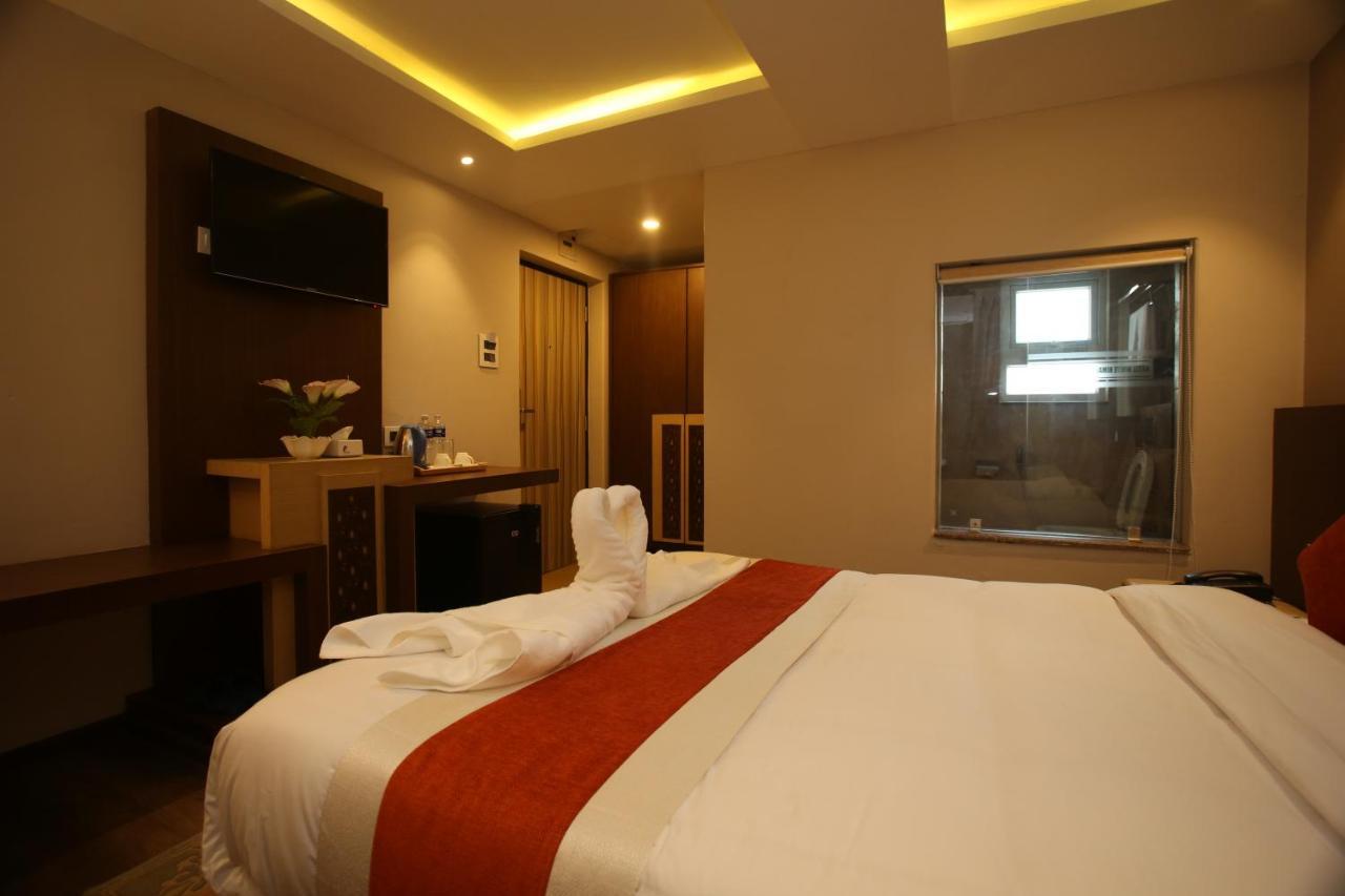 Hotel White Himal بوكْرا المظهر الخارجي الصورة
