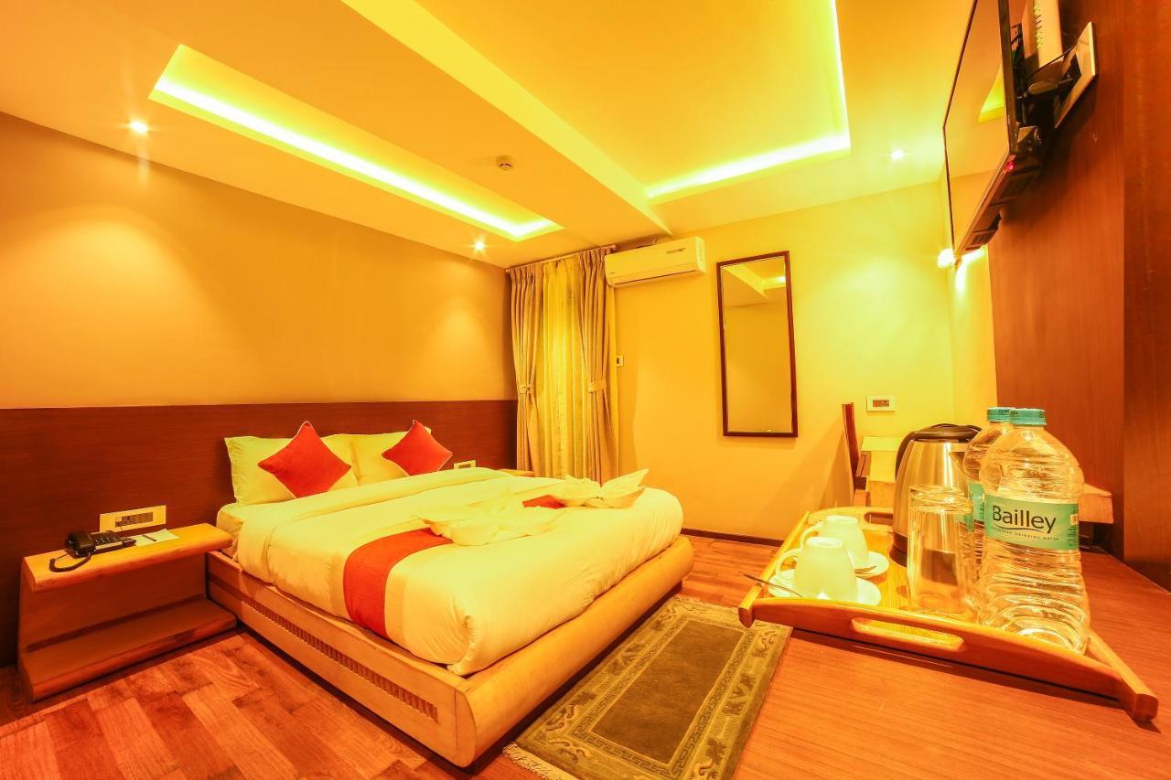 Hotel White Himal بوكْرا المظهر الخارجي الصورة
