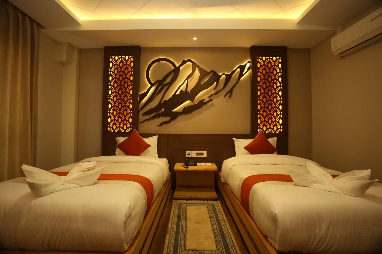 Hotel White Himal بوكْرا المظهر الخارجي الصورة