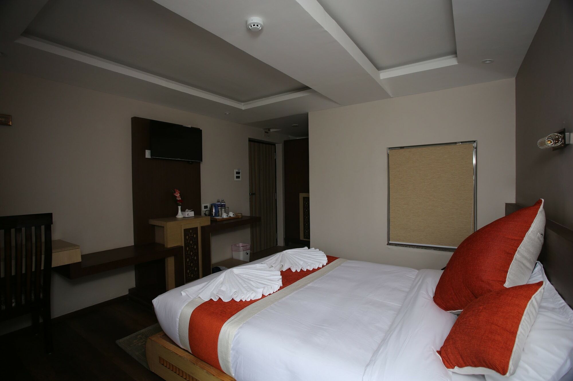 Hotel White Himal بوكْرا المظهر الخارجي الصورة
